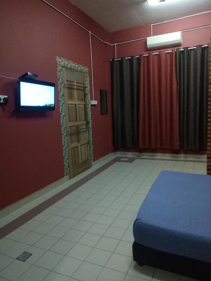 Kuala Besut Jetty Budget Hotel Ain - In Front Of Kuala Besut Jetty Dış mekan fotoğraf