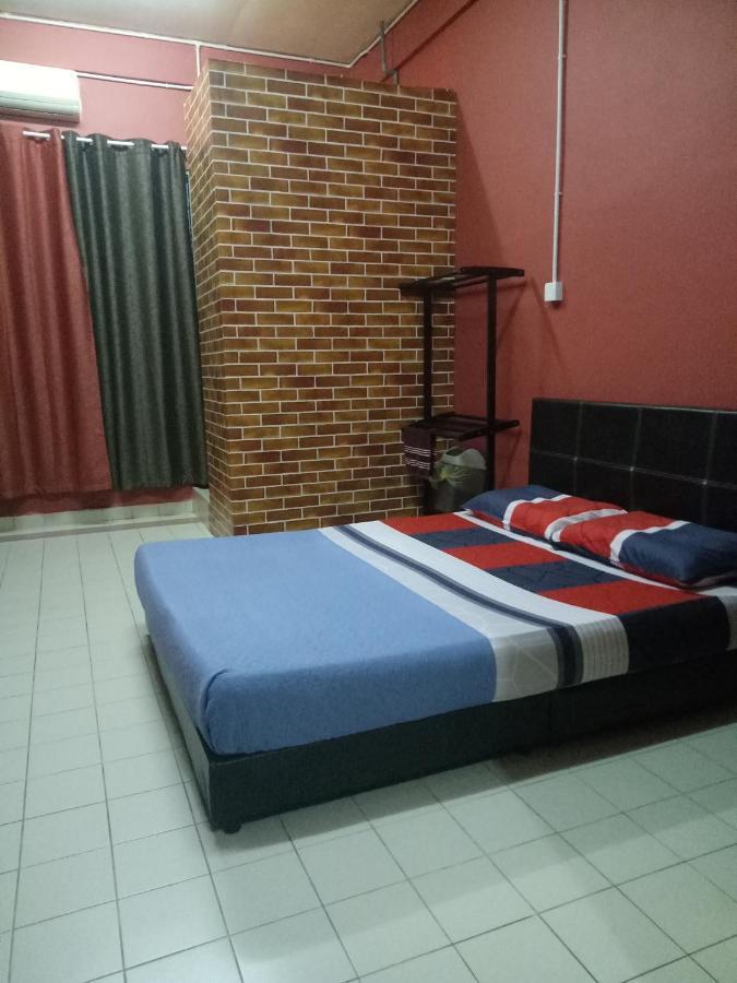Kuala Besut Jetty Budget Hotel Ain - In Front Of Kuala Besut Jetty Dış mekan fotoğraf